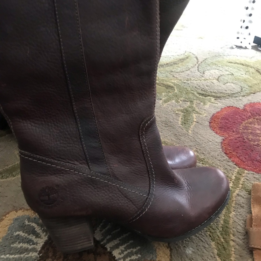 Tall High heeled dark leather timberland boots